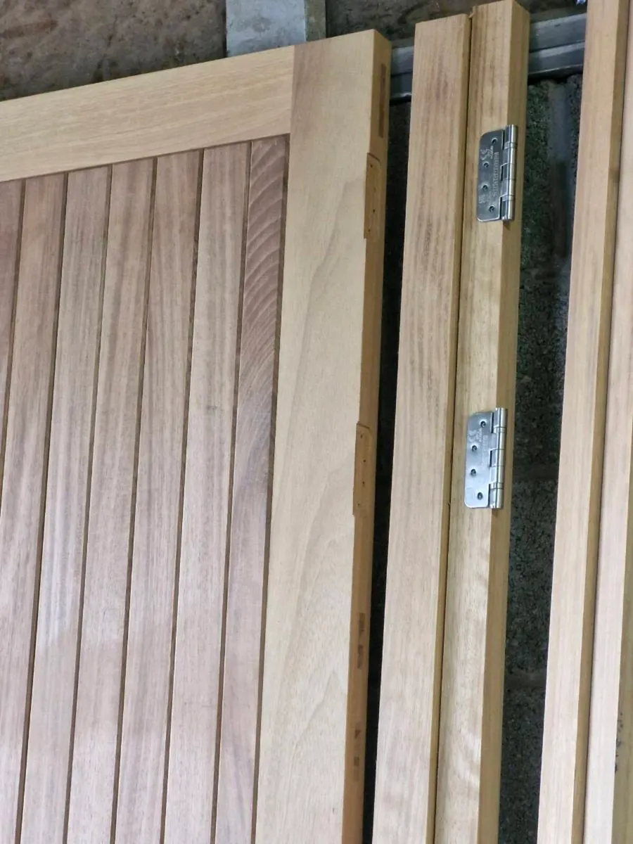 Teak garage doors - Image 3