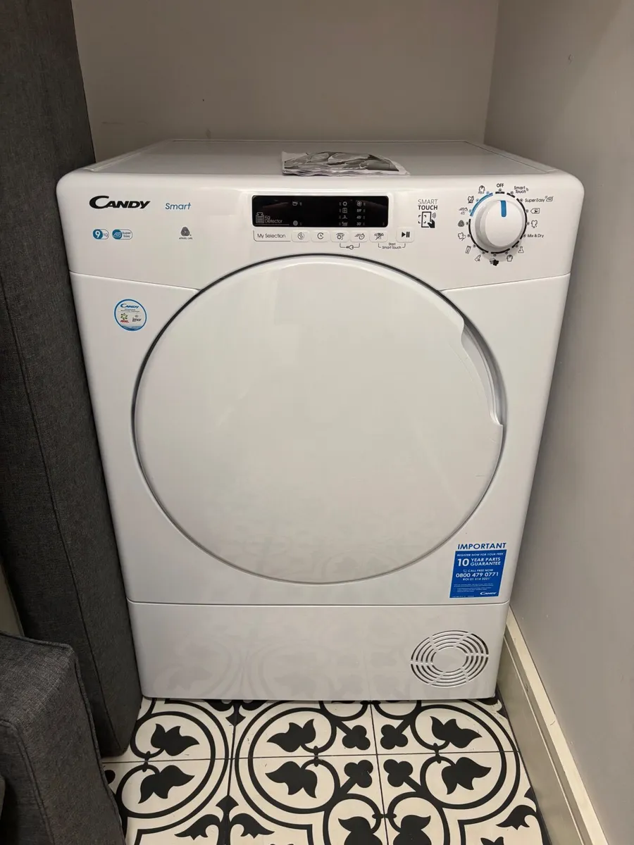 Candy smart 9kg Dryer - Image 1