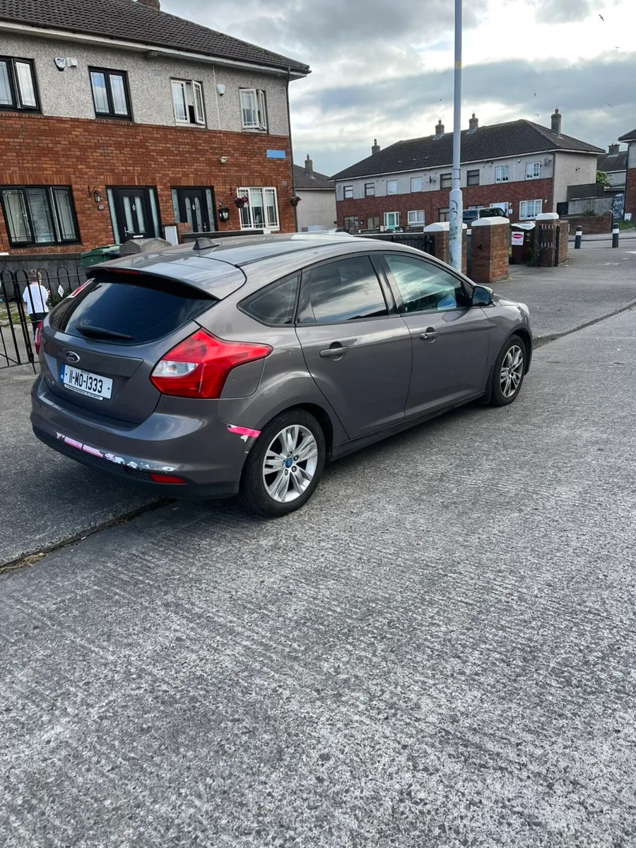 Ford focus - Image 4