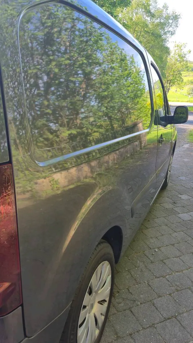 2014 Citreon Berlingo - Image 3