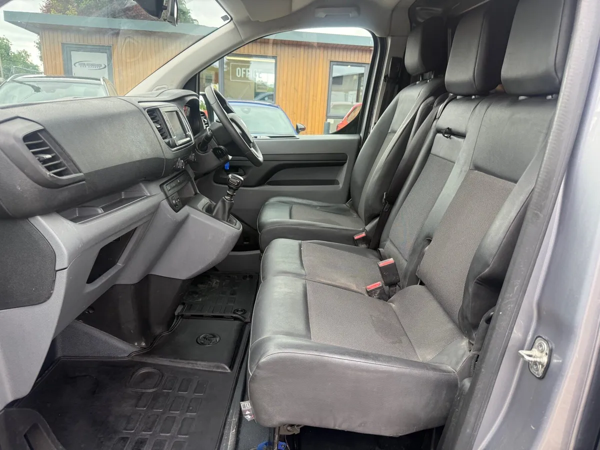 2021 Vauxhall Vivaro 2.0d 120PS Sportive Van 52k! - Image 3