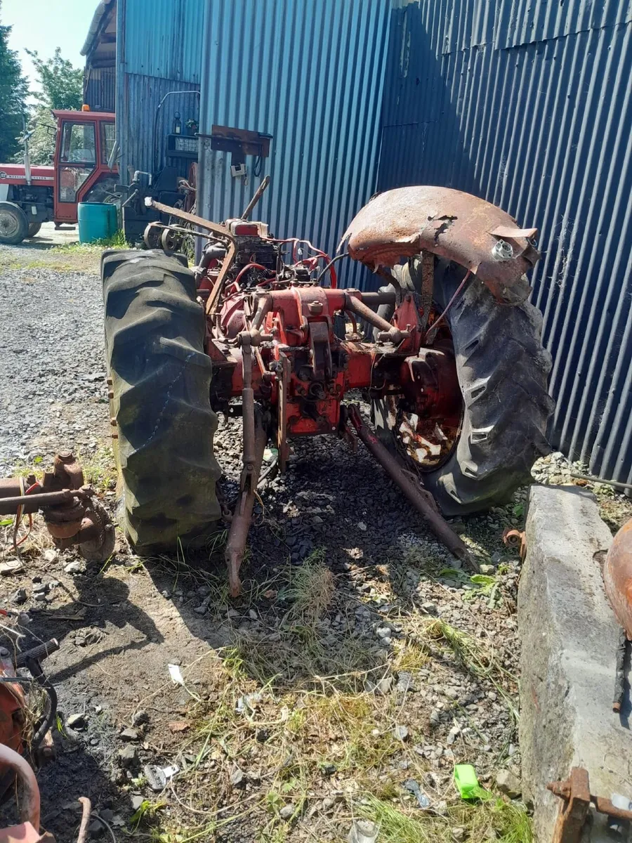 2 x Porsche 218 Tractors for restoration project - Image 4