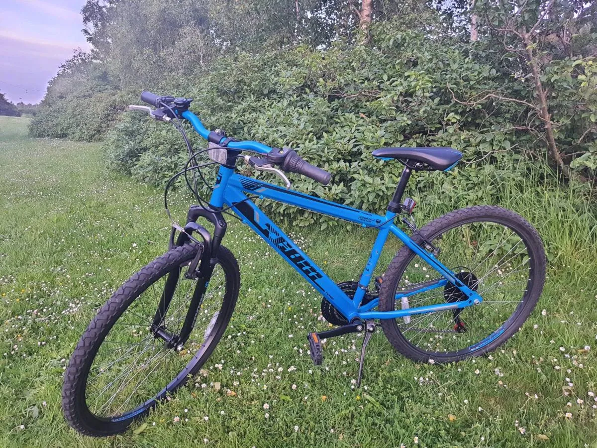 TEAM BIKE 18SPEED 17 INCH FRAME 26" WHEELS - Image 2