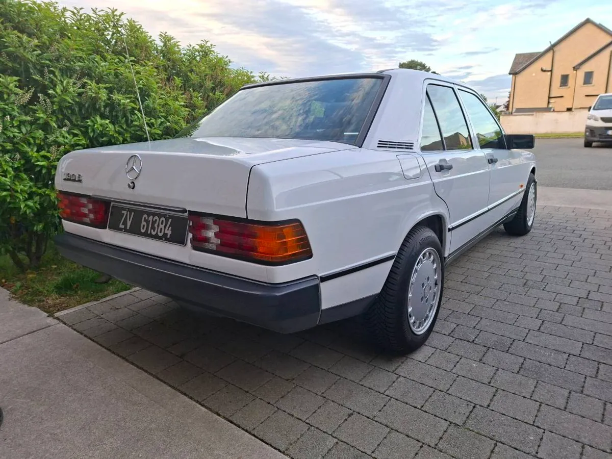 1986 Mercedes 190e mint. No offers - Image 4