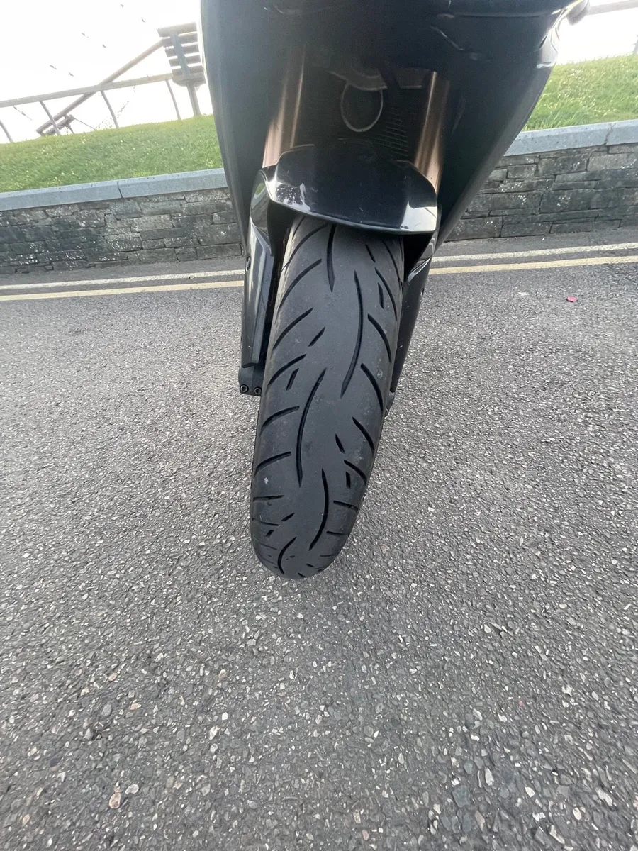 2011 Kawasaki Zx10r - Image 3