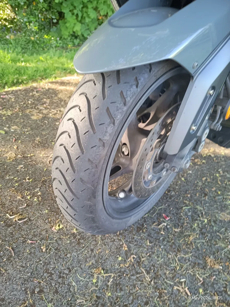 YAMAHA TMax TechMax 560 (2021) Top Spec - Image 3