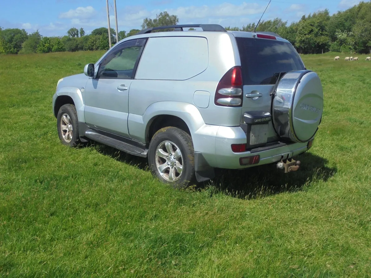 Toyota Land Cruiser SWB 2007 - Image 2