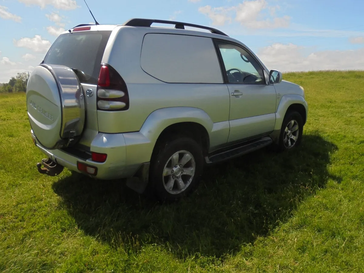 Toyota Land Cruiser SWB 2007 - Image 1