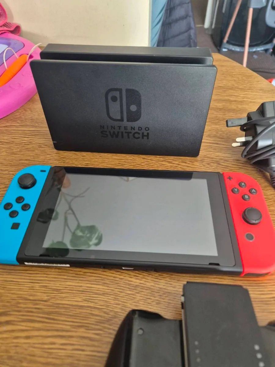Nintendo switch - Image 3