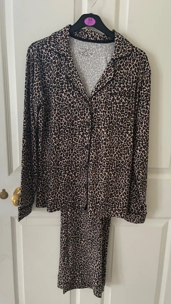 Leopard print boyfriend pyjamas XS