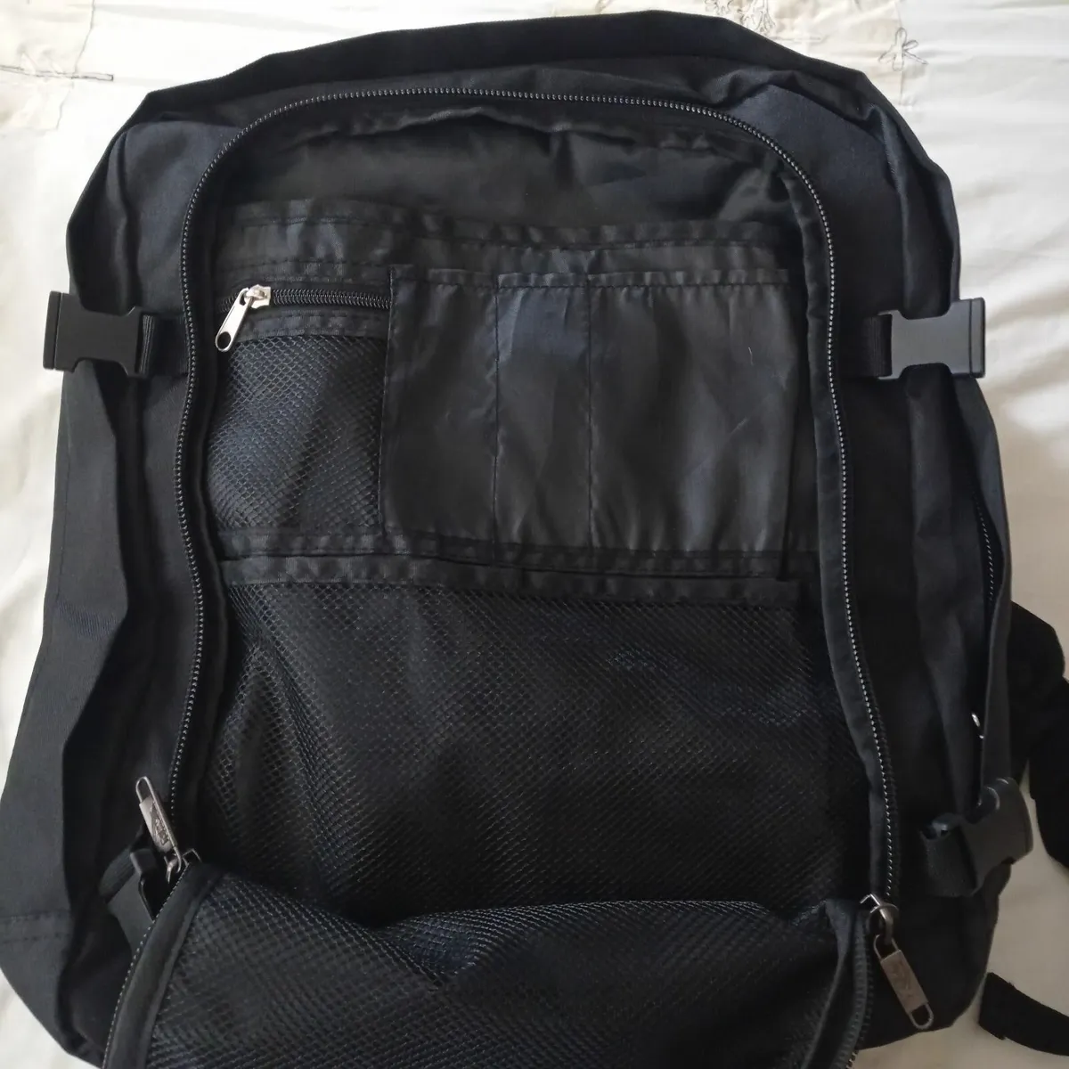 Cabin max 30 litre Hand luggage bag 20x40x30 - Image 4