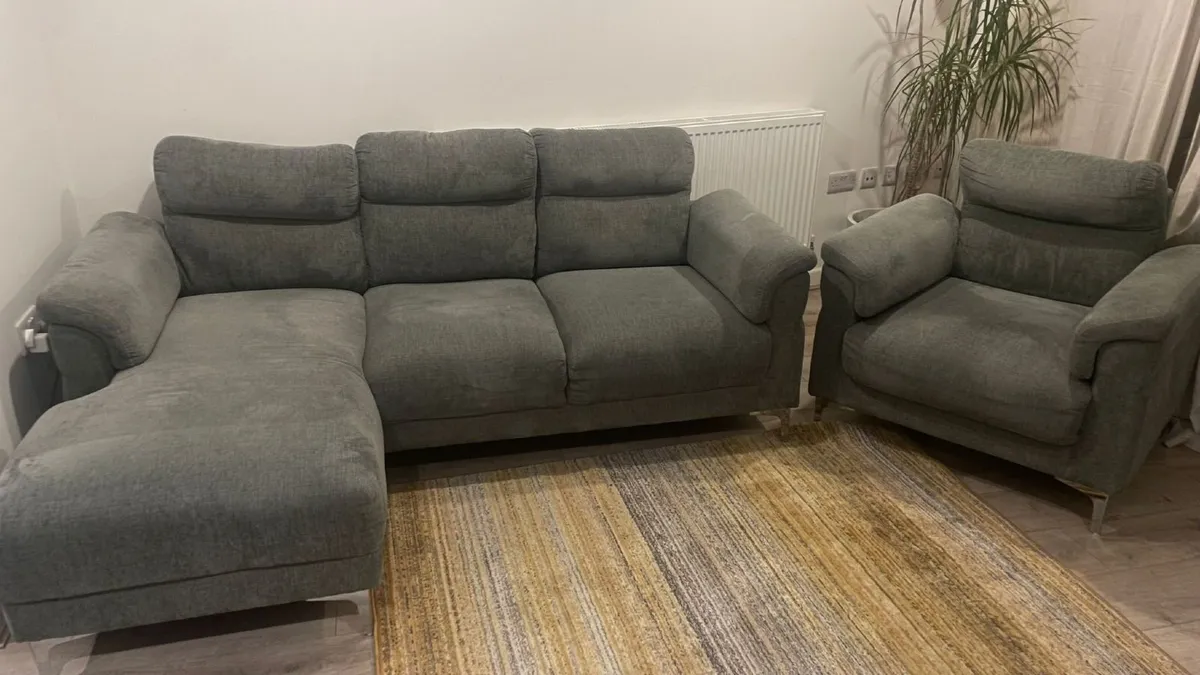 Sofa and arm chair - Image 2