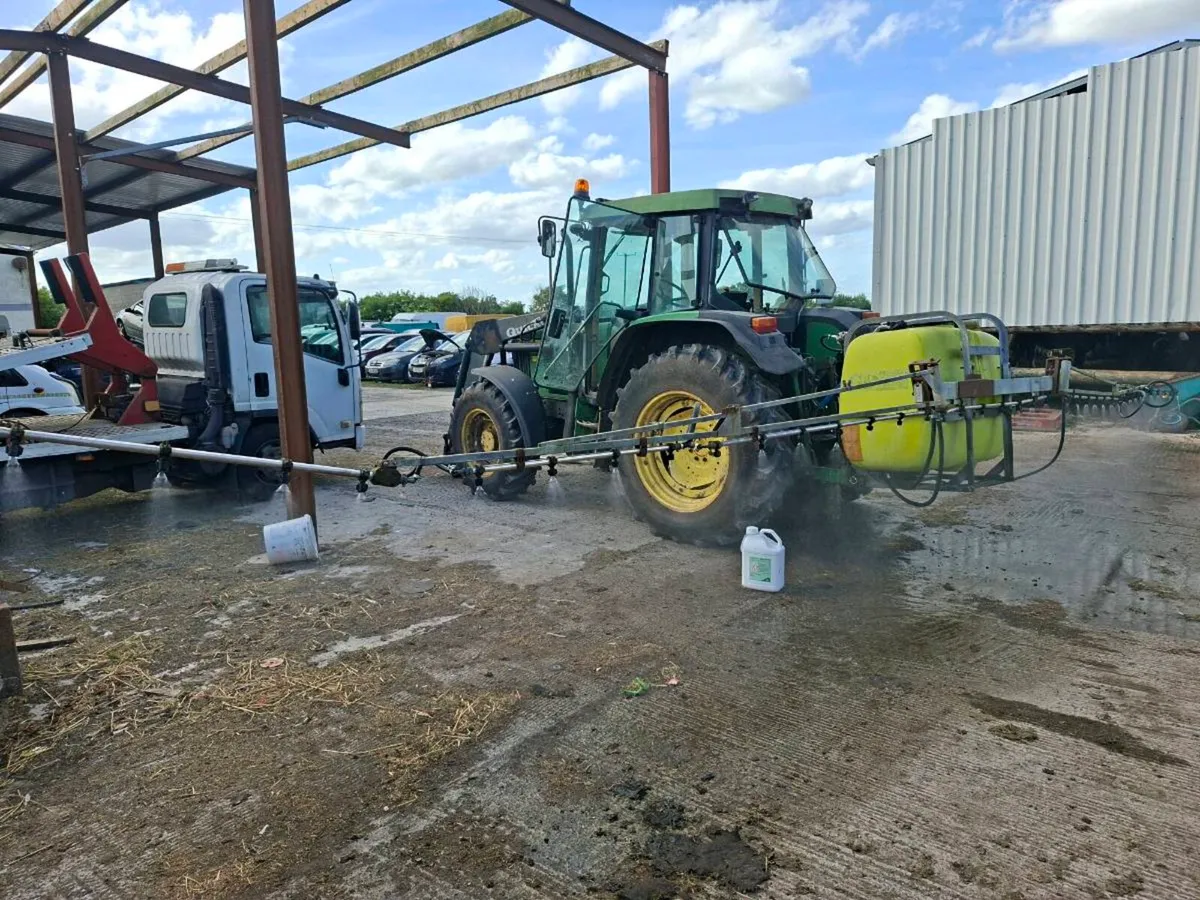 500 litre sprayer 14 metre - Image 1
