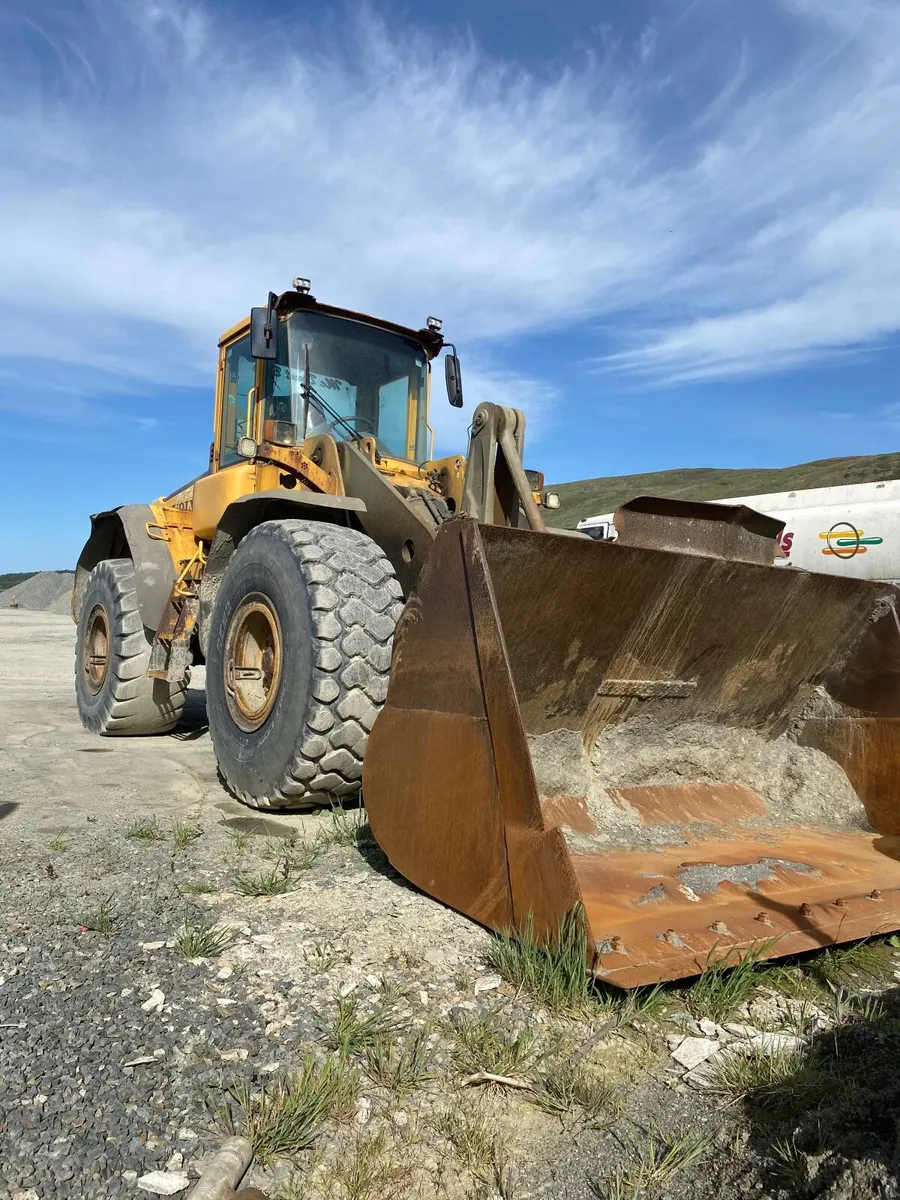Volvo L120E - Image 3