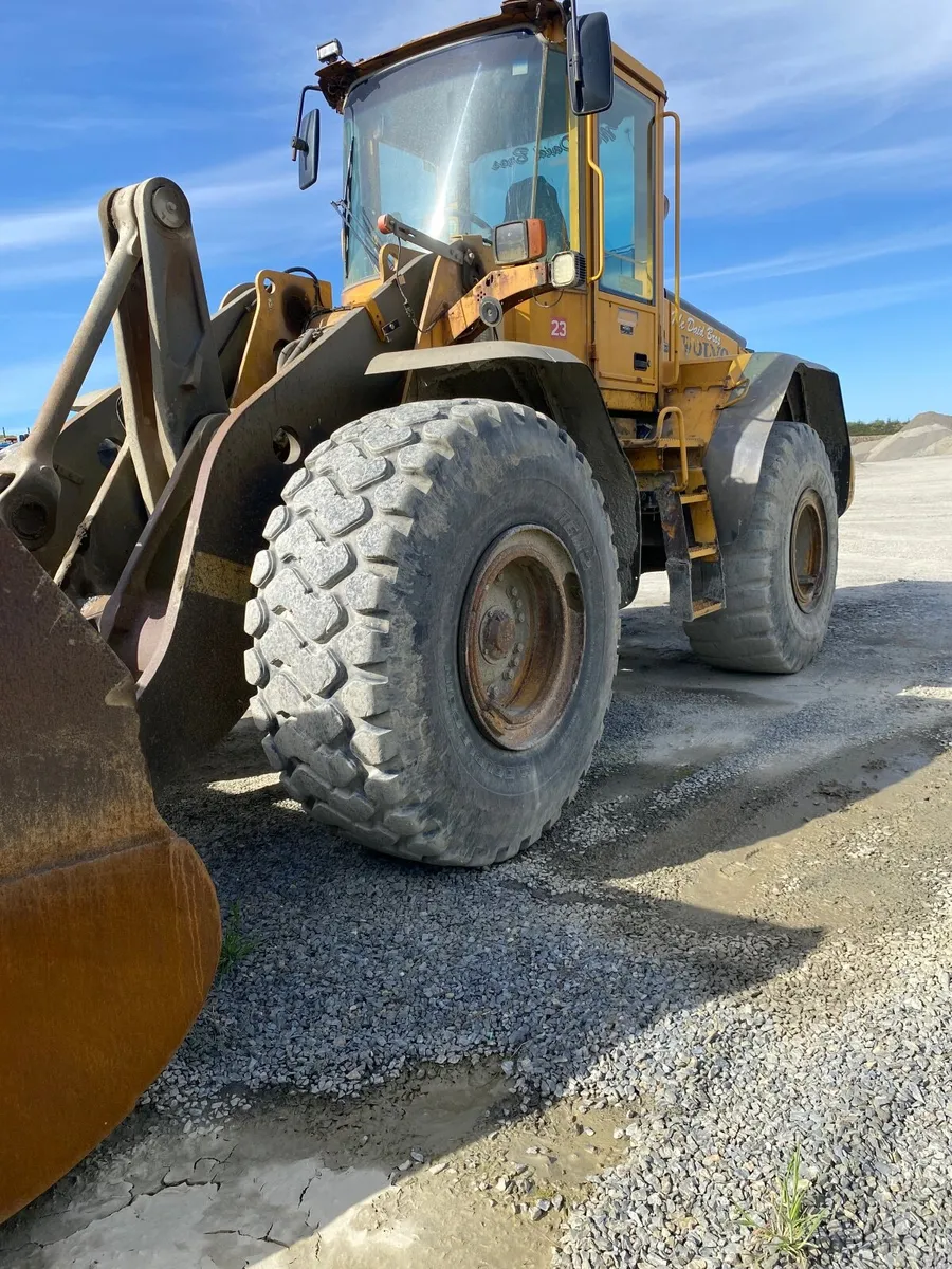 Volvo L120E - Image 4