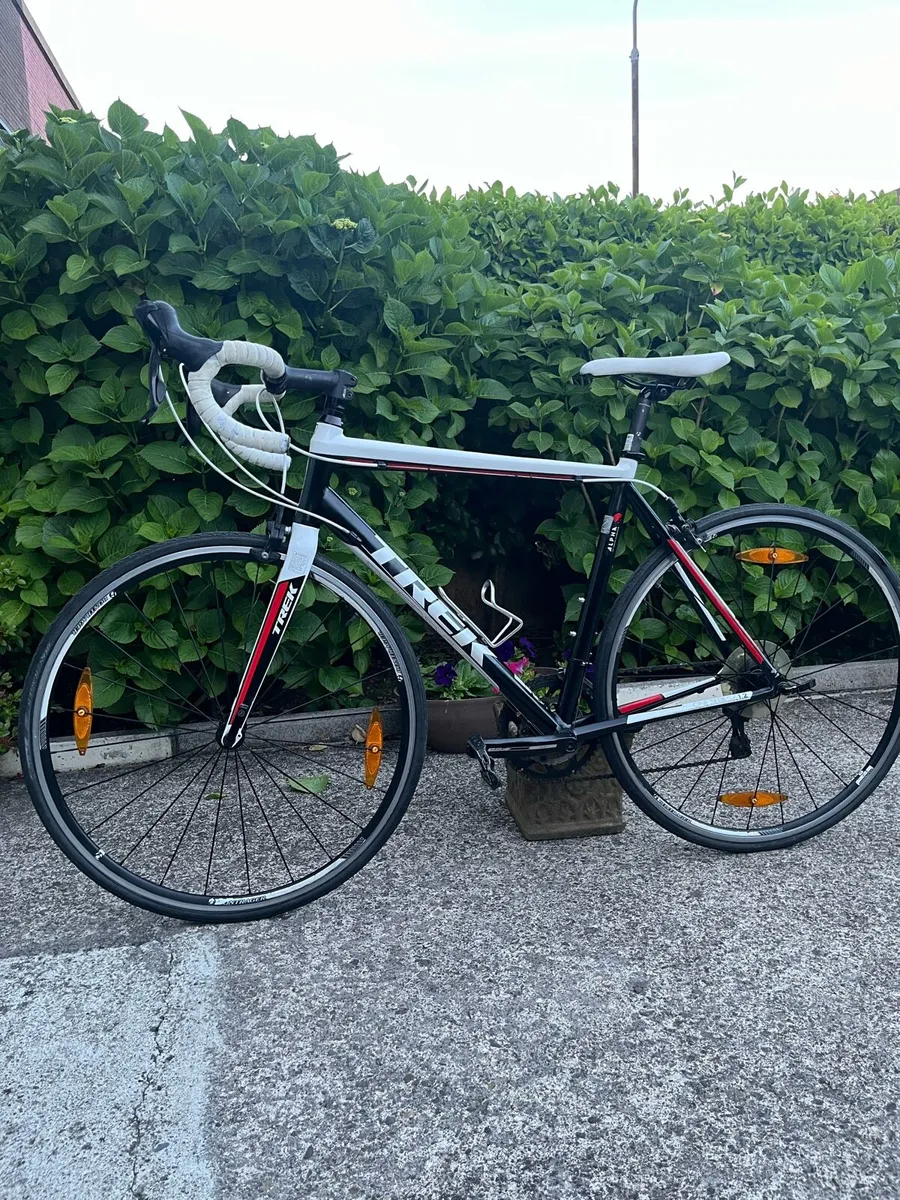 Trek 1,2 Alpha Road bike. - Image 1