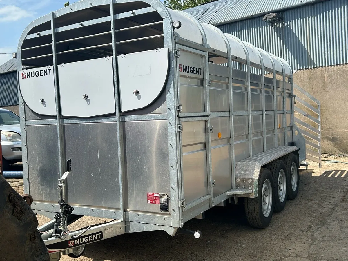 Nugent Tri-Axle Demo Cattle Trailer 14X6 - Image 1