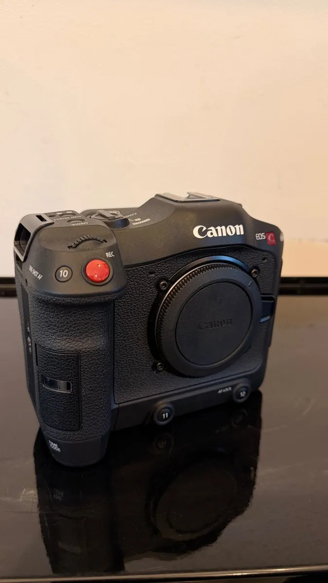 Canon c70 - Image 1