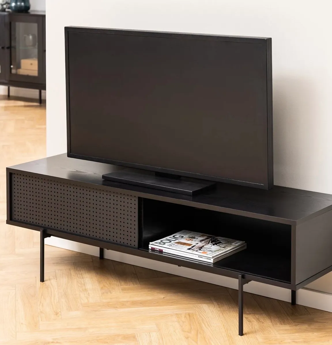 TV unit(new)  - can meet multiple locations - Image 1