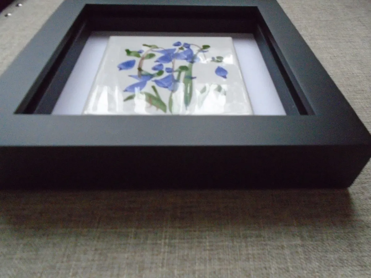 Frame. Judy Green framed tile, Home decor - Image 4