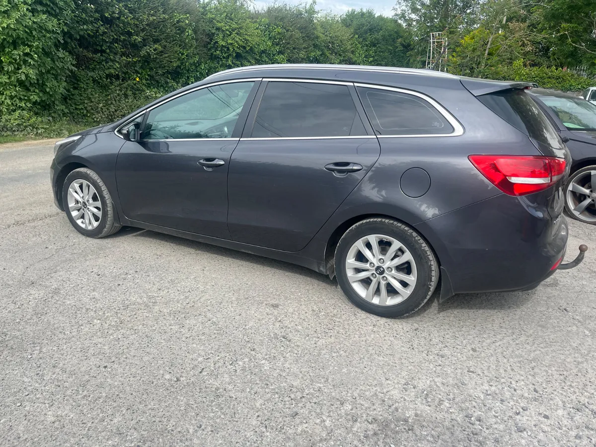 16 Kia Ceed 1.6 diesel auto not recorded - Image 4