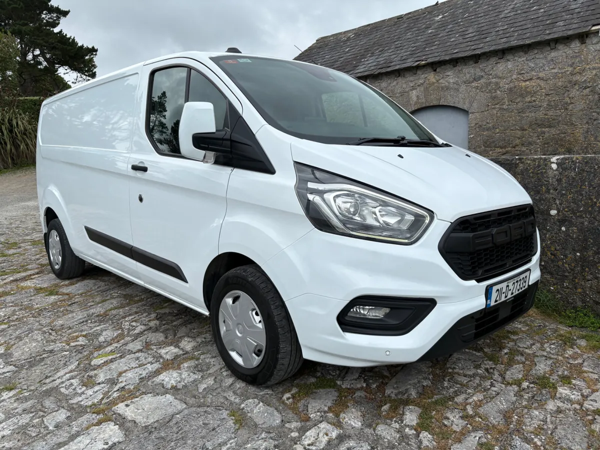 Ford Transit Custom Trend LWB - Image 2