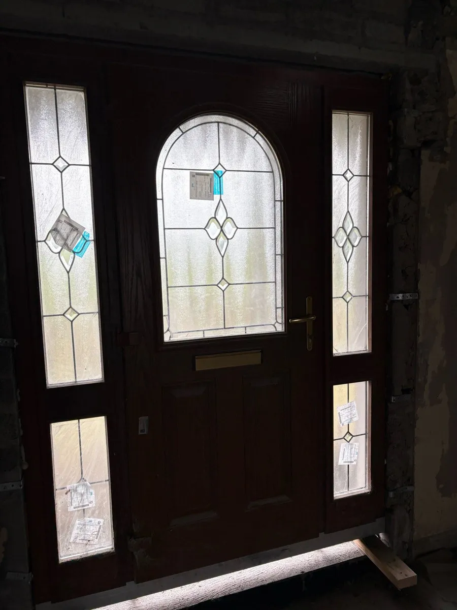 Front door and window - Image 2
