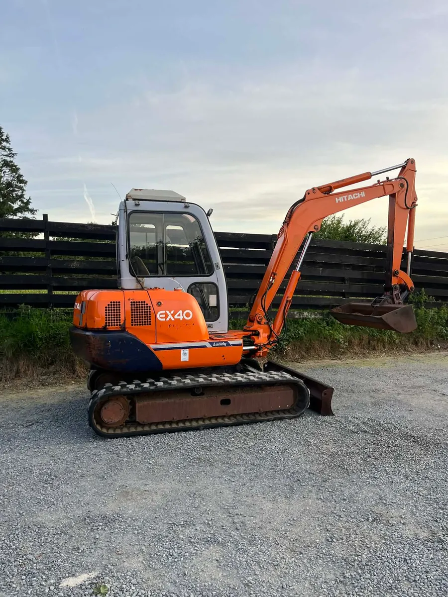 Ex40 Hitachi digger - Image 4