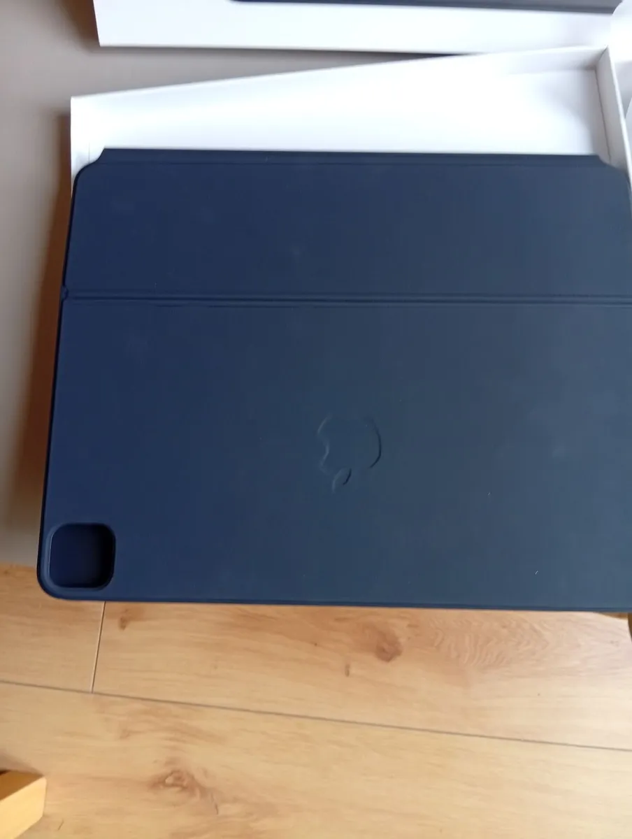 iPad magic keyboard 12.9 inch - Image 2