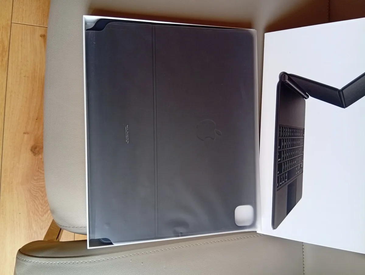 iPad magic keyboard 12.9 inch - Image 4