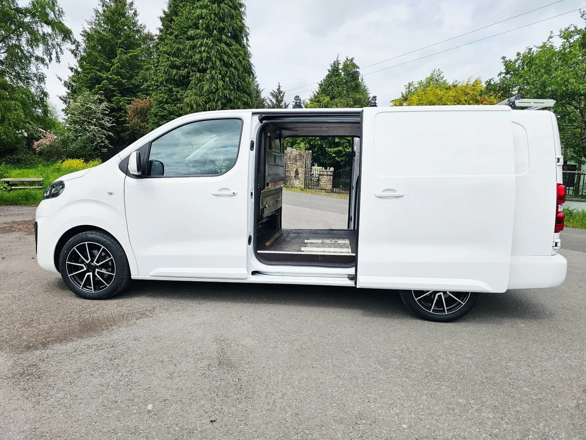 2021 Vauxhall  Vivaro Sportive LWB/No Vat/105000km - Image 4