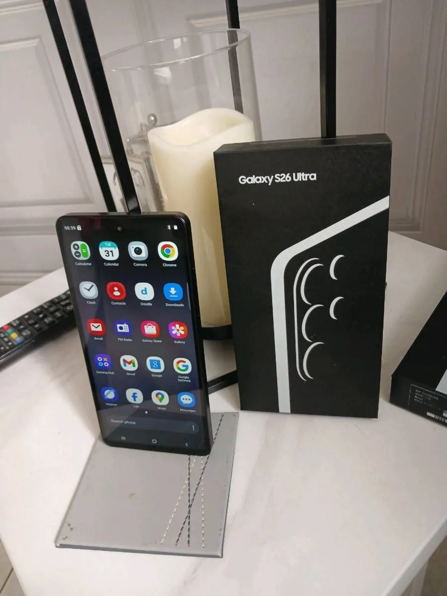 Galaxy phone - Image 2