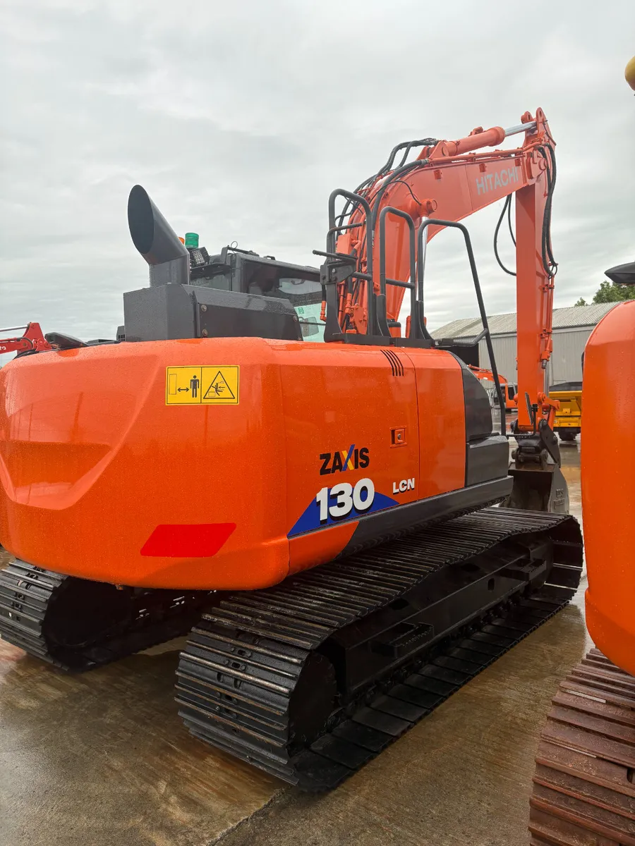 HITACHI ZX130-6 - Image 3