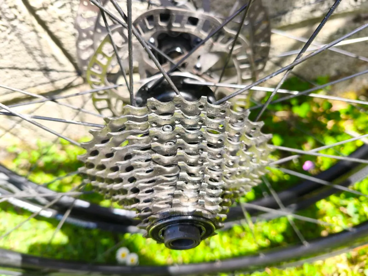 Giant PR2 Disc wheelset Shimano 105 - Image 4