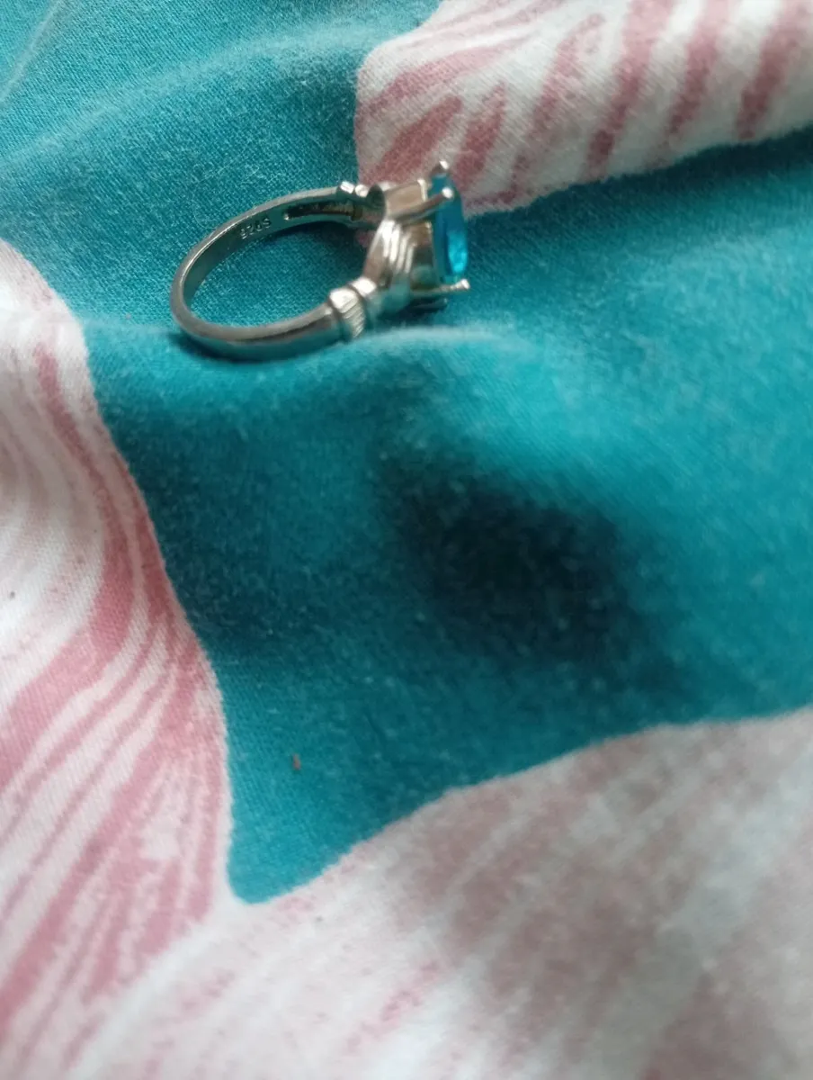 Jewellery - Image 1
