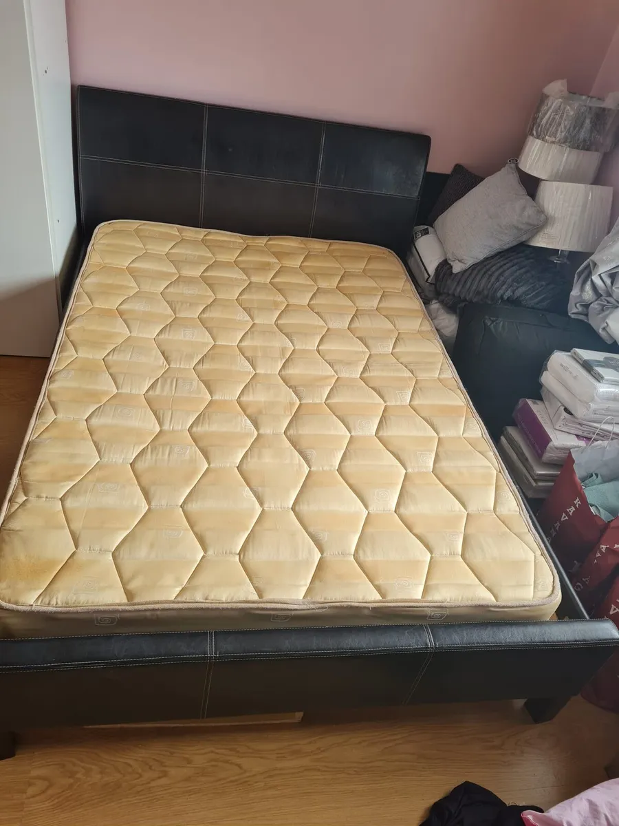 Double bed - Image 3