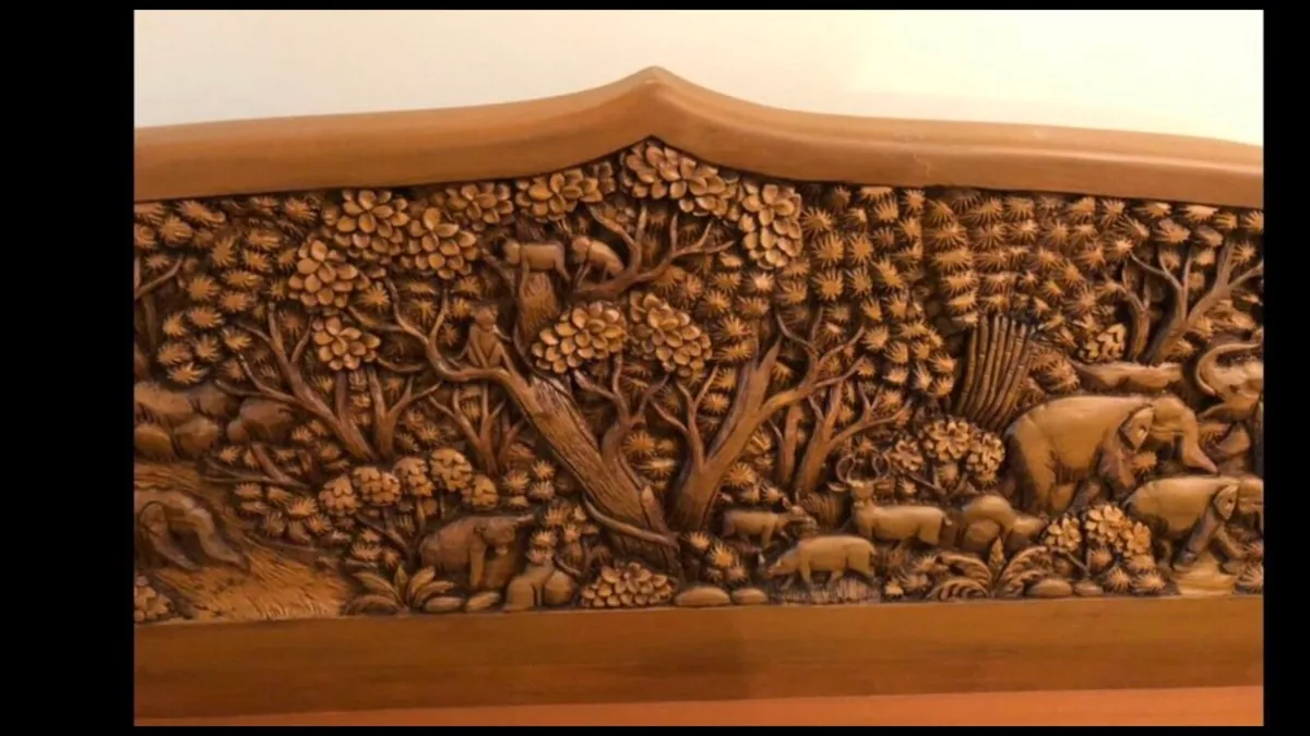 Wooden Carved Lounge - Image 4