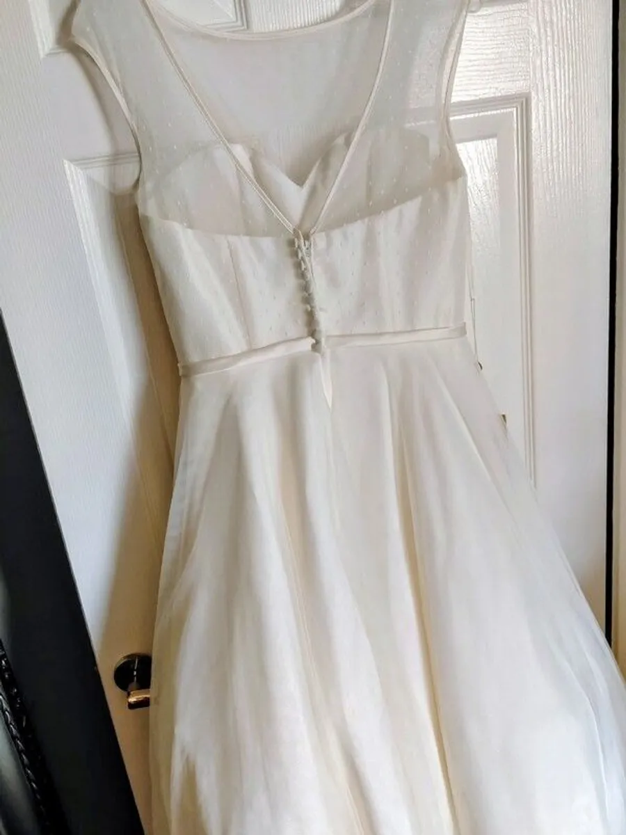 Beautiful tea length wedding dress size 12 - Image 2