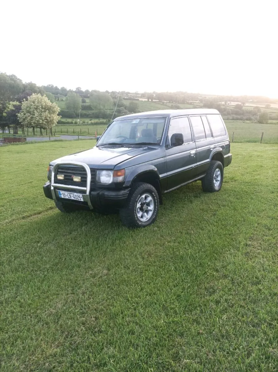 Mitsubishi pajero - Image 1