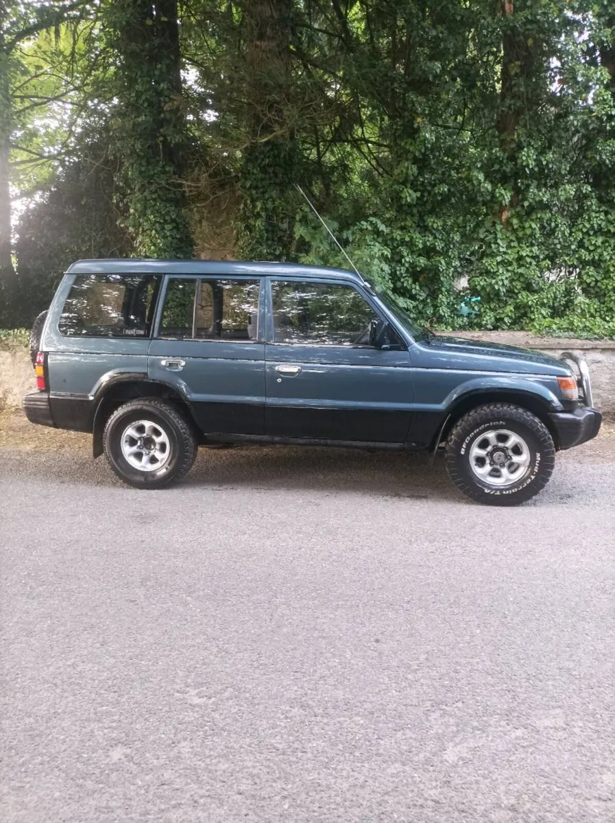 Mitsubishi pajero - Image 3