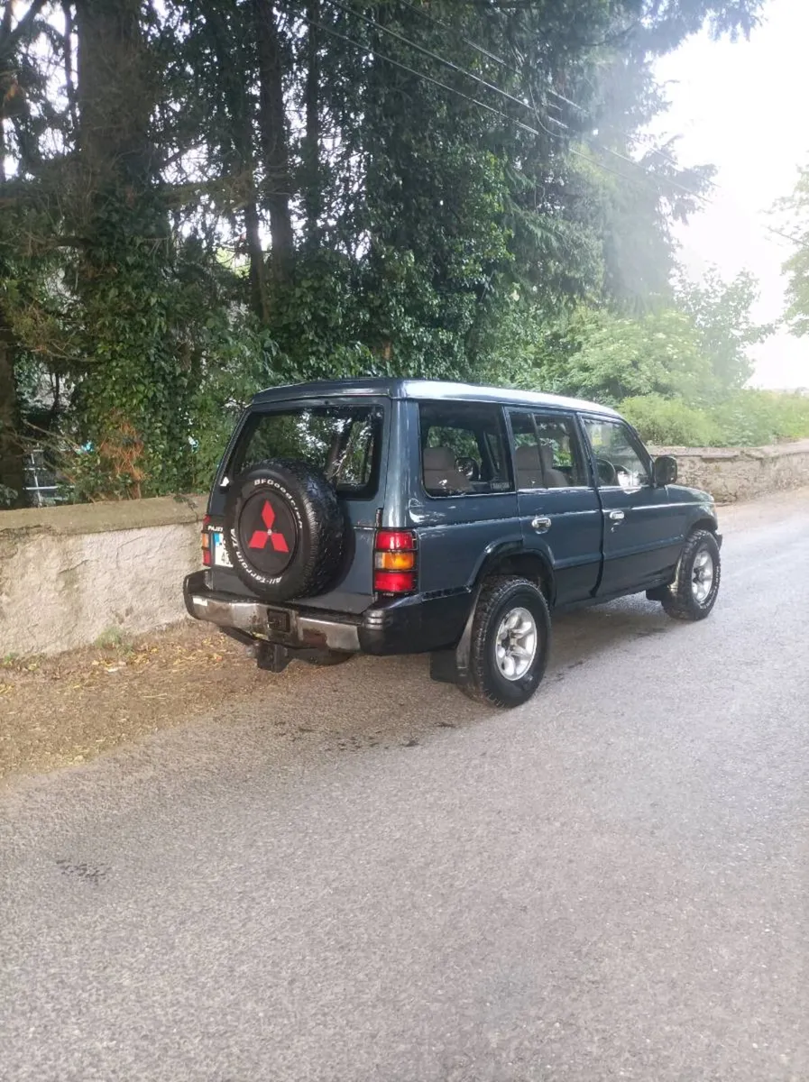 Mitsubishi pajero - Image 4