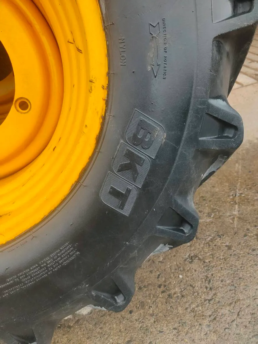 Tyres and rims complete - Image 2