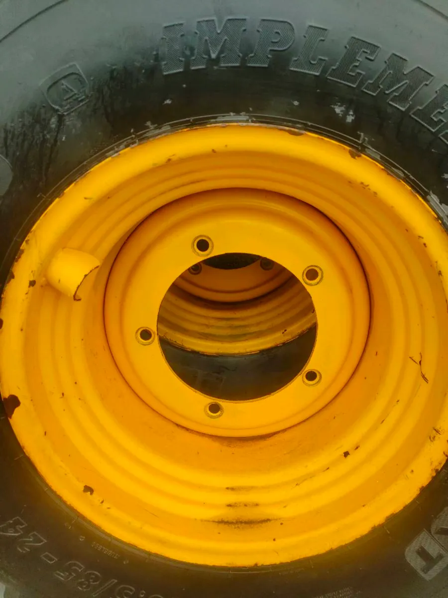 Tyres and rims complete - Image 4