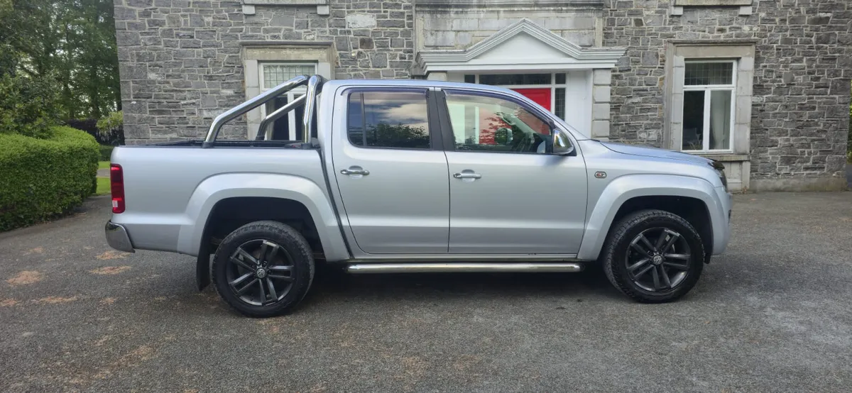 2016  Volkswagen Amarok Highline 4Motion - Image 2