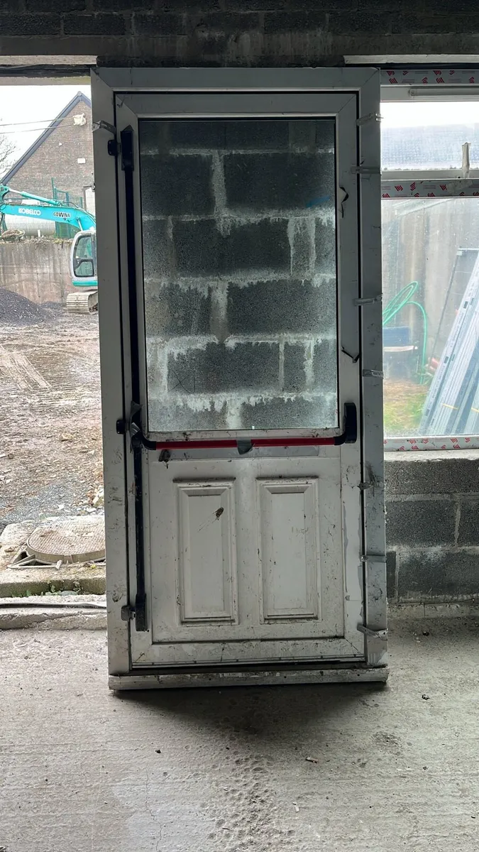 *Sash windows and emergency doors* - Image 2