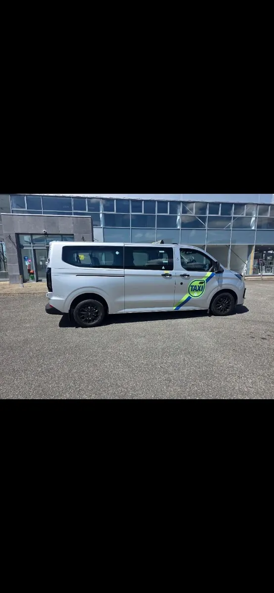 Ford transit custom  2.5 Plugin Hybrid petrol - Image 1