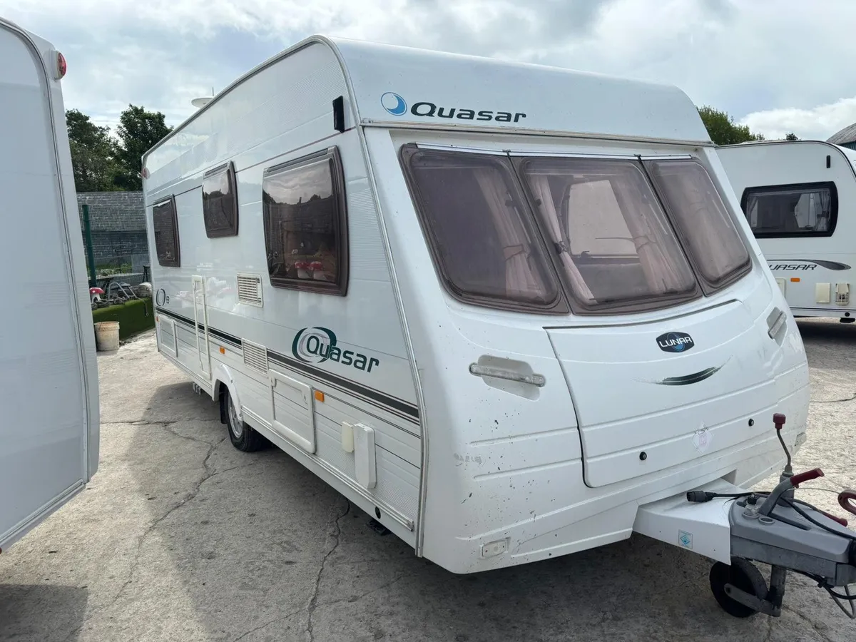 Lunar quasar fixed bed caravan - Image 3
