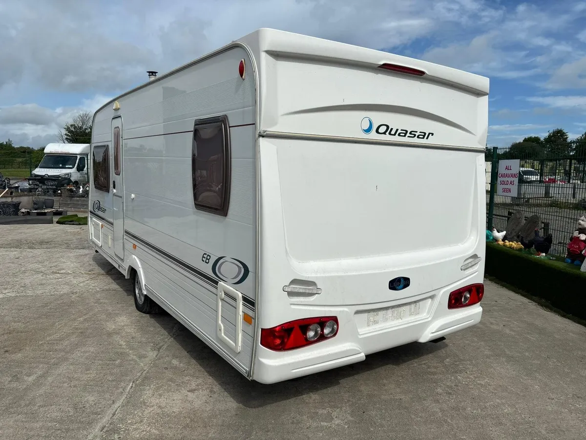 Lunar quasar fixed bed caravan - Image 2