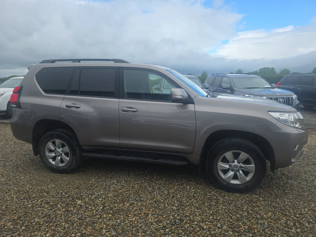 Toyota Land Cruiser LC GX LWB Commercial - Image 4
