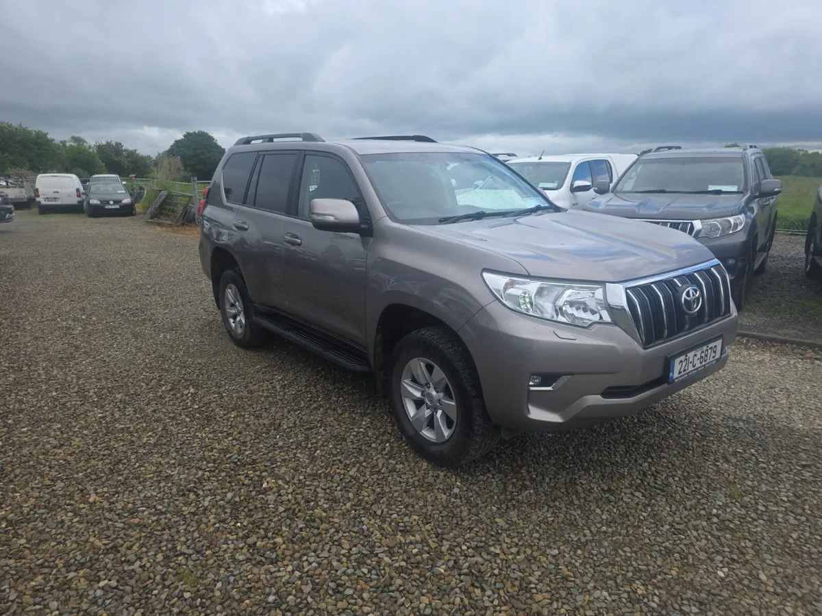 Toyota Land Cruiser LC GX LWB Commercial - Image 2